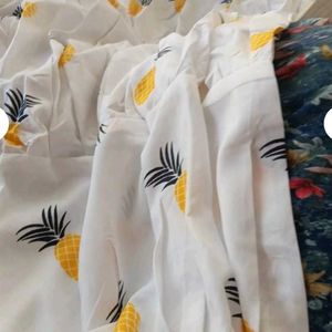 Chic White Pineapple Print Maxi skirt
