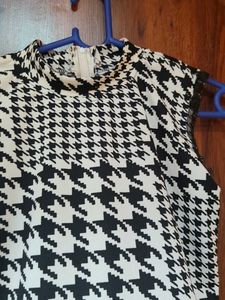 black and white pattern bodycon dress