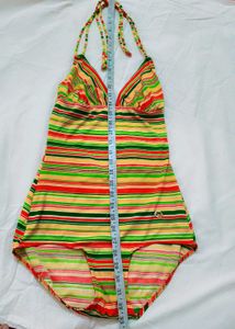 Very Sexy And Beautiful 👙 Swimming Suit