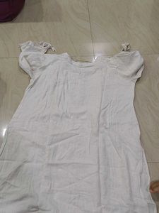 Embroidered Kurta and Pants Set