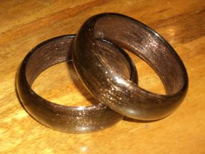 Black and Gold Glass bangles
