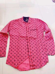 Pink shirt