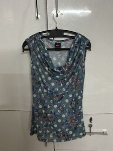 Chic Floral & Polka Dot Sleeveless Top