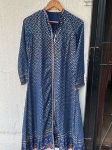 Elegant Blue Ethnic Kurta with Intricate Pattern