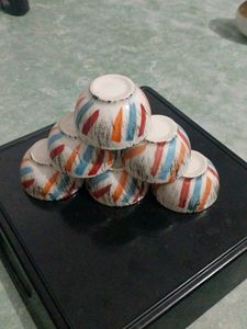6 beautiful bowls.. bonechina