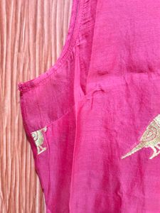 Vibrant Pink Kurta with Bird Embroidery