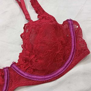 Red Lace🪔 Bra