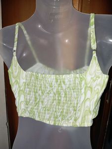 Green &amp; White Swirl Print Crop Top