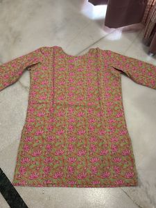 Green Floral Print Kurti