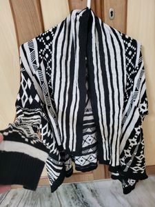 Shrug Black And White Very Stylish Never Used