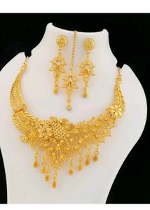 Exquisite Gold Bridal Jewellery Set