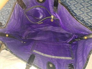 metro city Chic Black Leather Tote Bag
