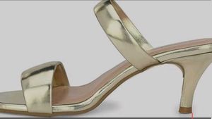 Monrow Golden Colour Heels 🪙