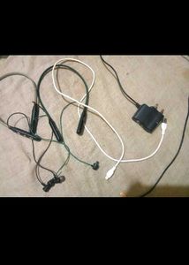 Wireless Neckband Earphones