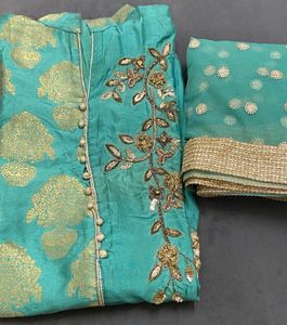 Pakistani suit