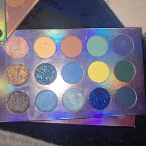 Colorful Eyeshadow Palettes (Set of 4)