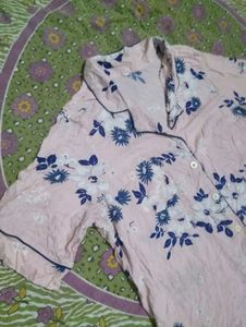 women's top