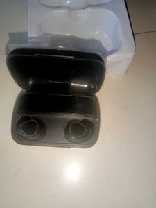 Wireless Earbuds with Charging Case