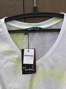 Stylish Tie-Dye Twist Front Top