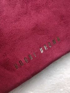 Bobbi Brown velvet Burgundy Suede Pouch♥️💕
