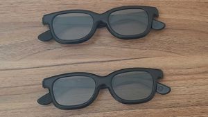 Real 3D Glasses - 2 Pieces Included