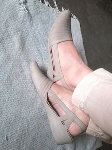 Bellies In Good Condition Size 37