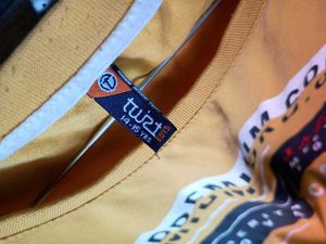 Men's Yellow Graphic Print T-Shirt