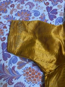 Elegant grye Saree with Mustard Blouse