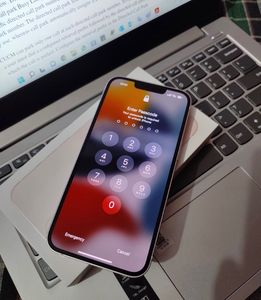 Apple iPhone - Like New Condition