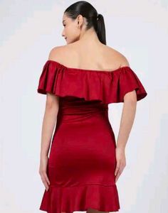 Chic Off-Shoulder Ruffle Dress