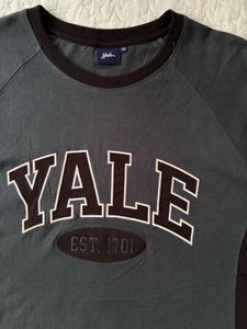 Yale T-Shirt
