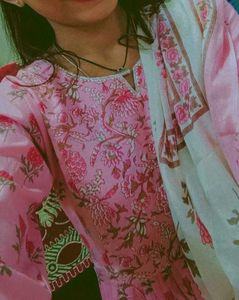 Pretty pink kurta set with duppata