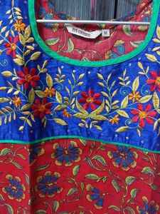 BRADED KURTI TAMATO COLOUR SIZE M