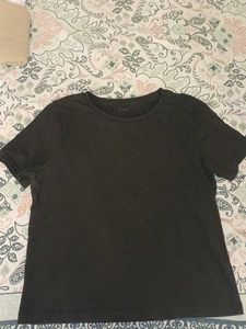 Simple Black T-Shirt