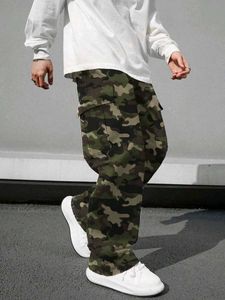 Camouflage Cargo Pants 🔥