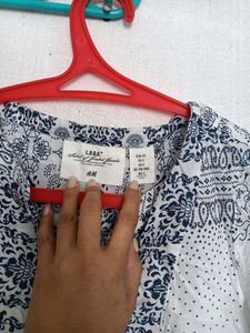 H&amp;M Tops Seeling Due To Size Issue