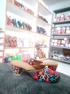 Kashmiri Embroidered Block Heel Mules