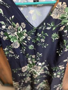 Floral Print Midi Dress.. Unused