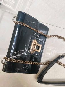 Chic Black Marble Pattern Chain Crossbody Bag