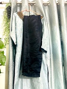 Elegant Blue Embroidered Kurta