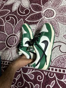 Nike Dunk Low Team Green