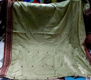 Elegant Silk Saree with Intricate Embroidery