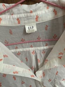 GAP Cactus Print shirt