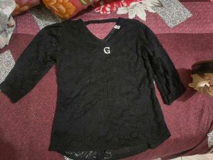 branded black top