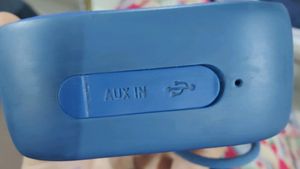 MIVI ROAM 2. BLUETOOTH SPEAKER. LIKE NEW