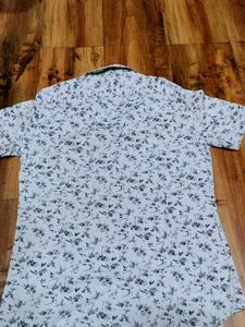 Men's Floral Print Short Sleeve Shirt