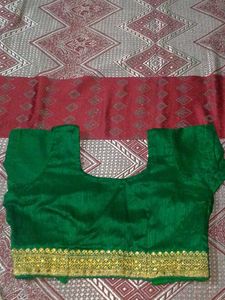 Elegant Green Saree with Gold Embroidery