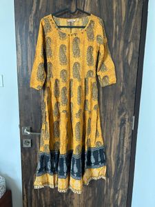Beautiful Yellow Paisley Print Kurta