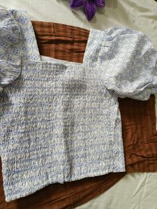 Puff Sleeve Square Neck Crop Top