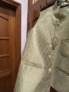 Elegant green Jacket